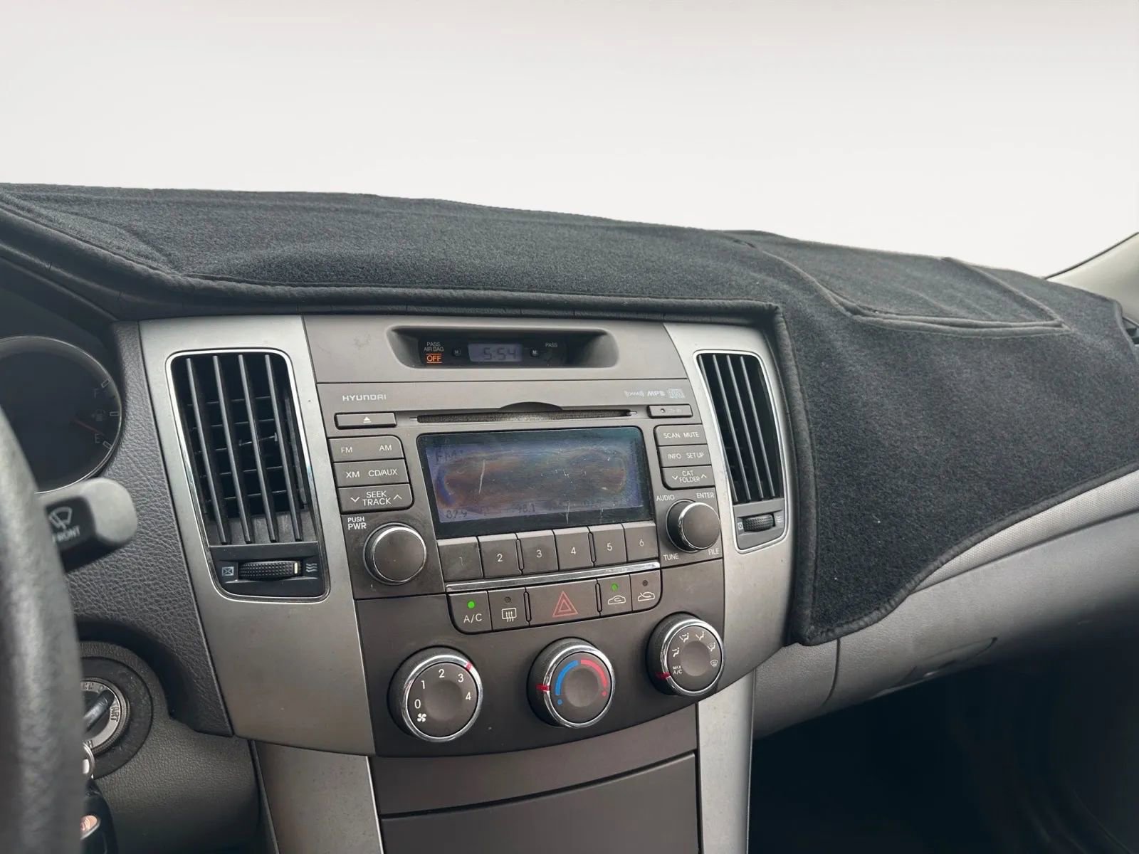 Used 2010 Hyundai Sonata GLS image 12