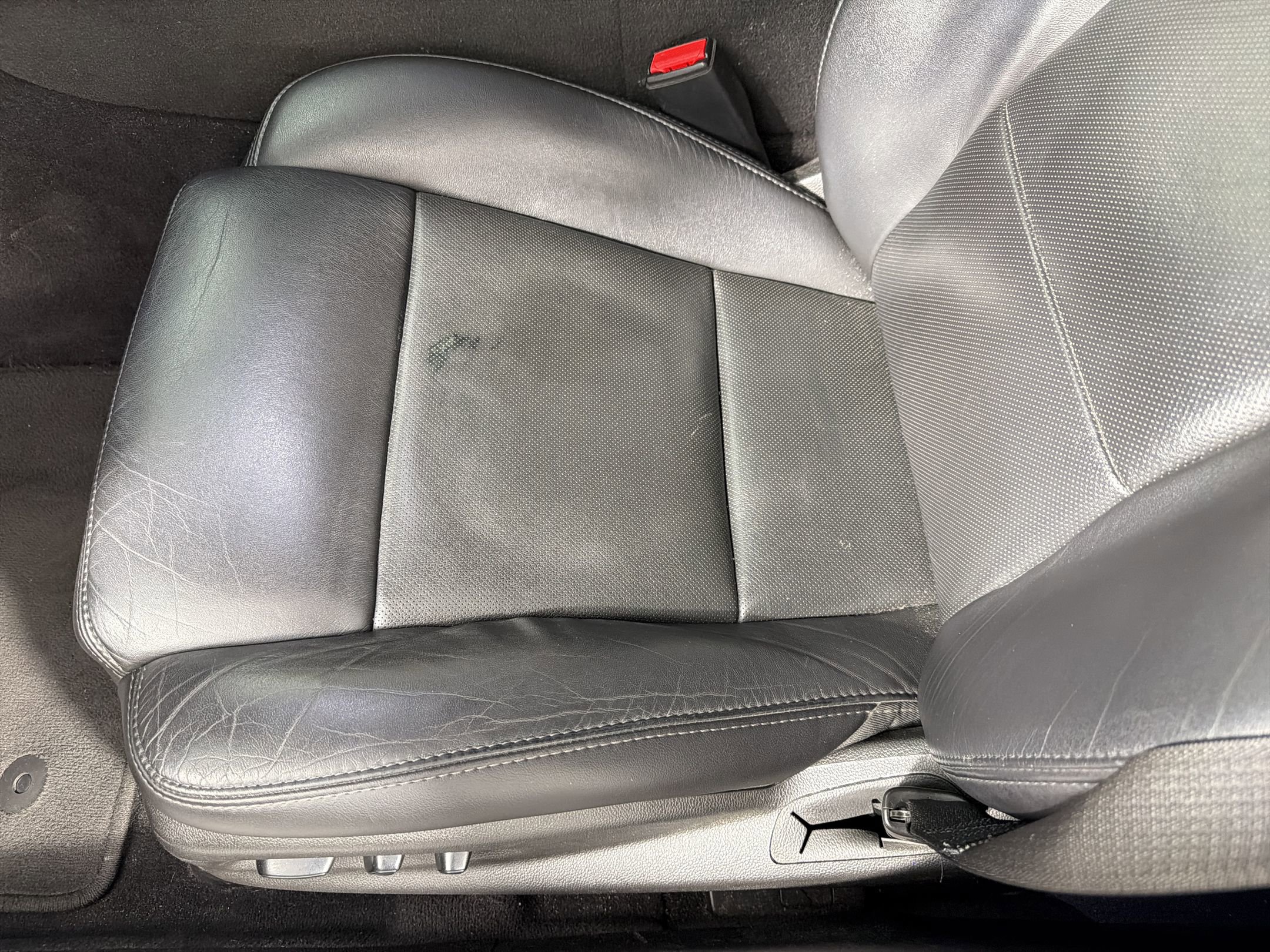 Used 2019 Cadillac CTS Luxury RWD image 14