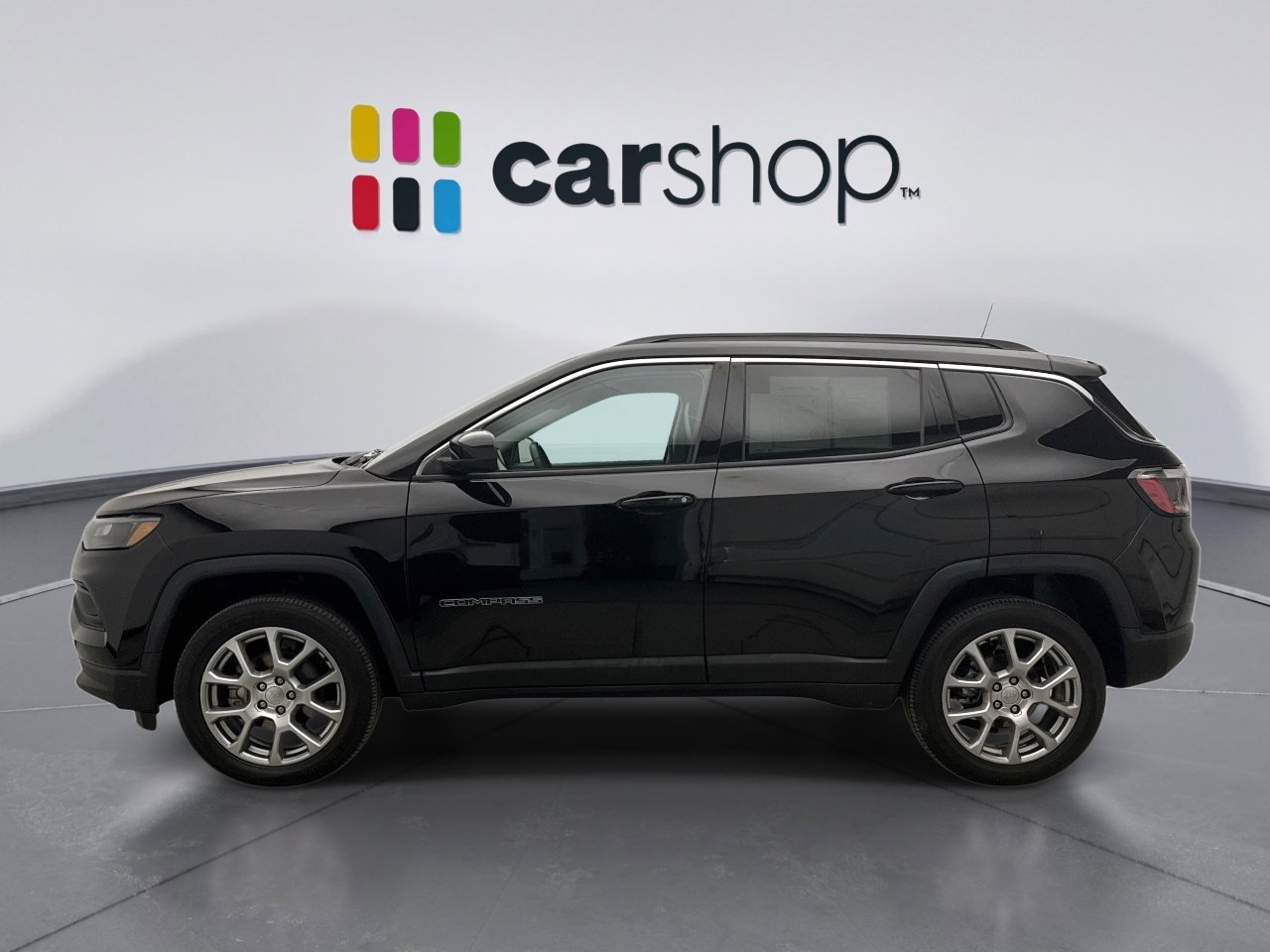 Used 2022 Jeep Compass Latitude image 2