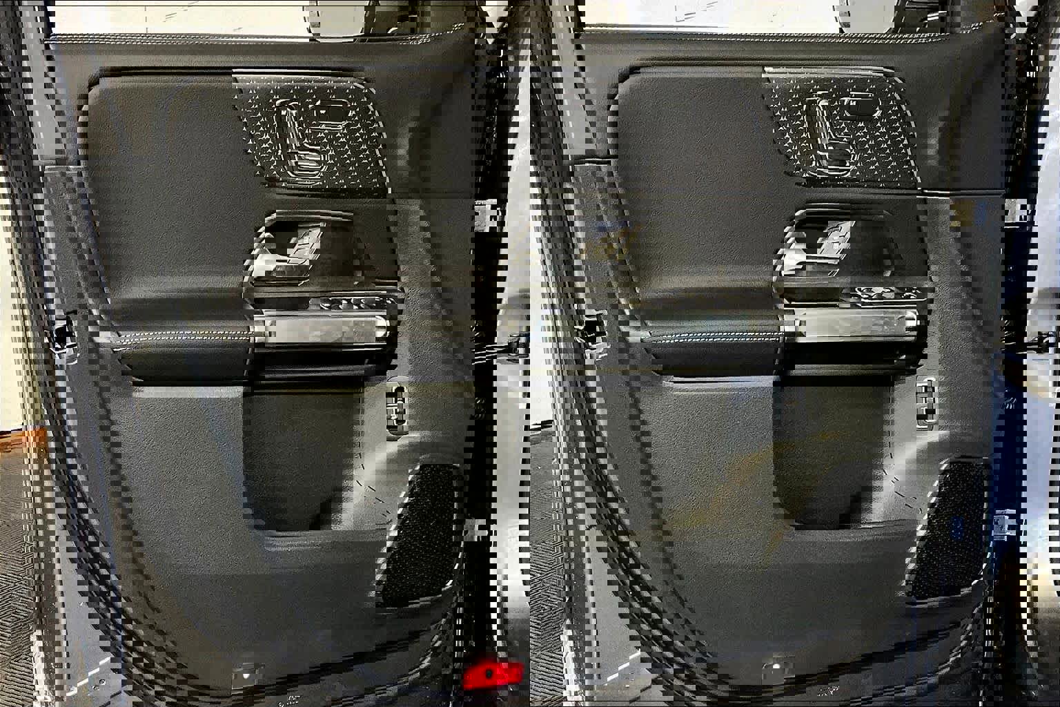 New 2026 Mercedes-Benz GLB 250 4MATIC image 11