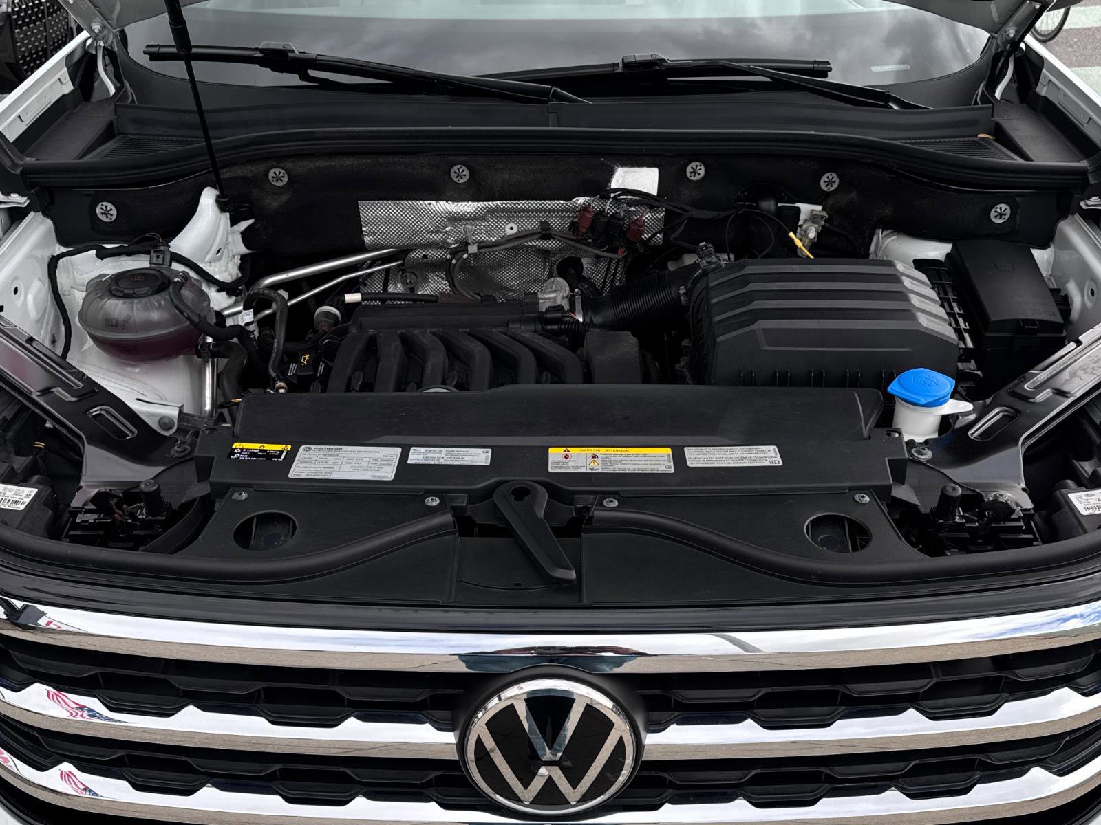 Used 2021 Volkswagen Atlas Cross Sport SE image 29