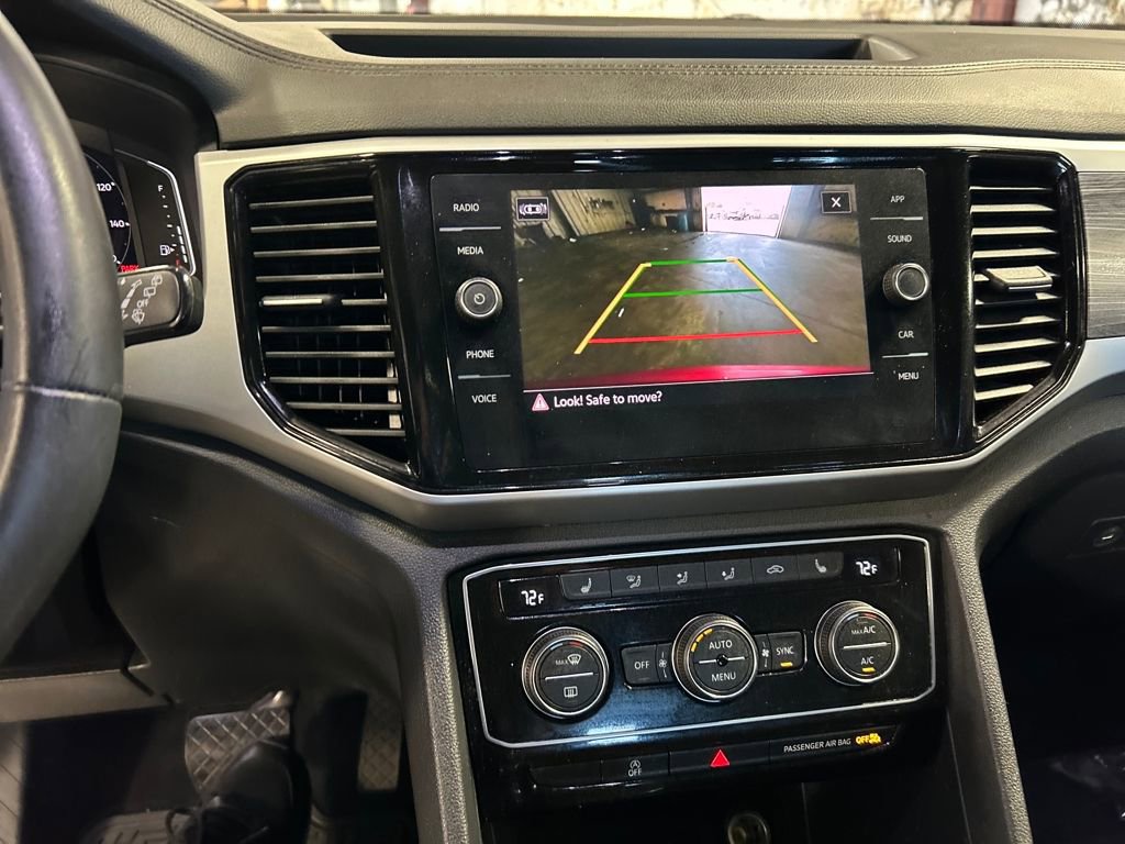 Used 2022 Volkswagen Atlas Cross Sport SE w/ Panoramic Sunroof Package image 21