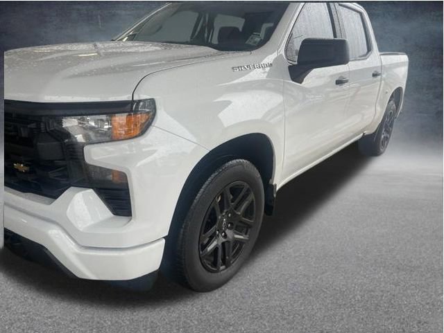 Used 2022 Chevrolet Silverado 1500 Custom RWD image 4