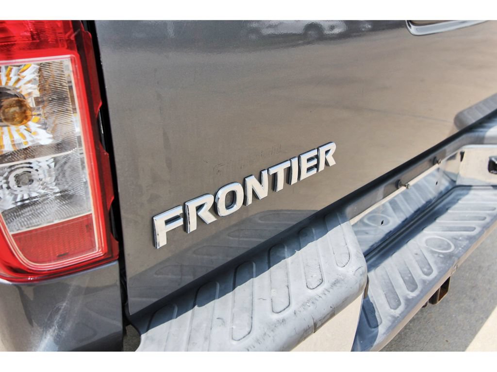 Used 2018 Nissan Frontier SV RWD image 10