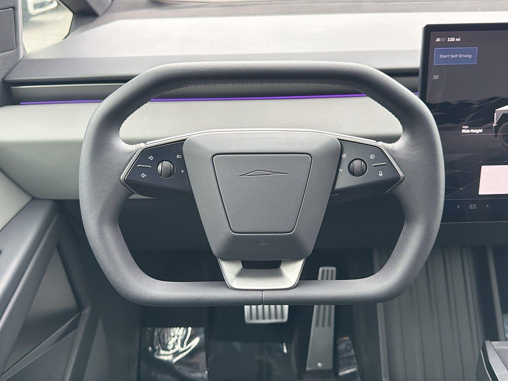Used 2024 Tesla Cybertruck AWD Crew Cab image 7