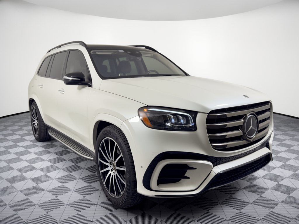 Used 2024 Mercedes-Benz GLS 450 4MATIC image 7