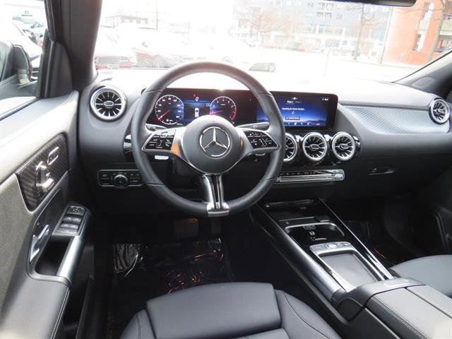 Used 2025 Mercedes-Benz GLA 250 4MATIC image 10