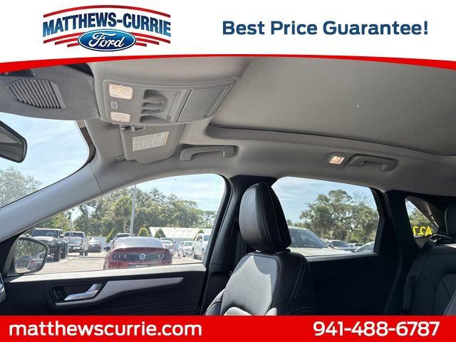 New 2025 Ford Escape SE w/ PHEV Premium Package image 12