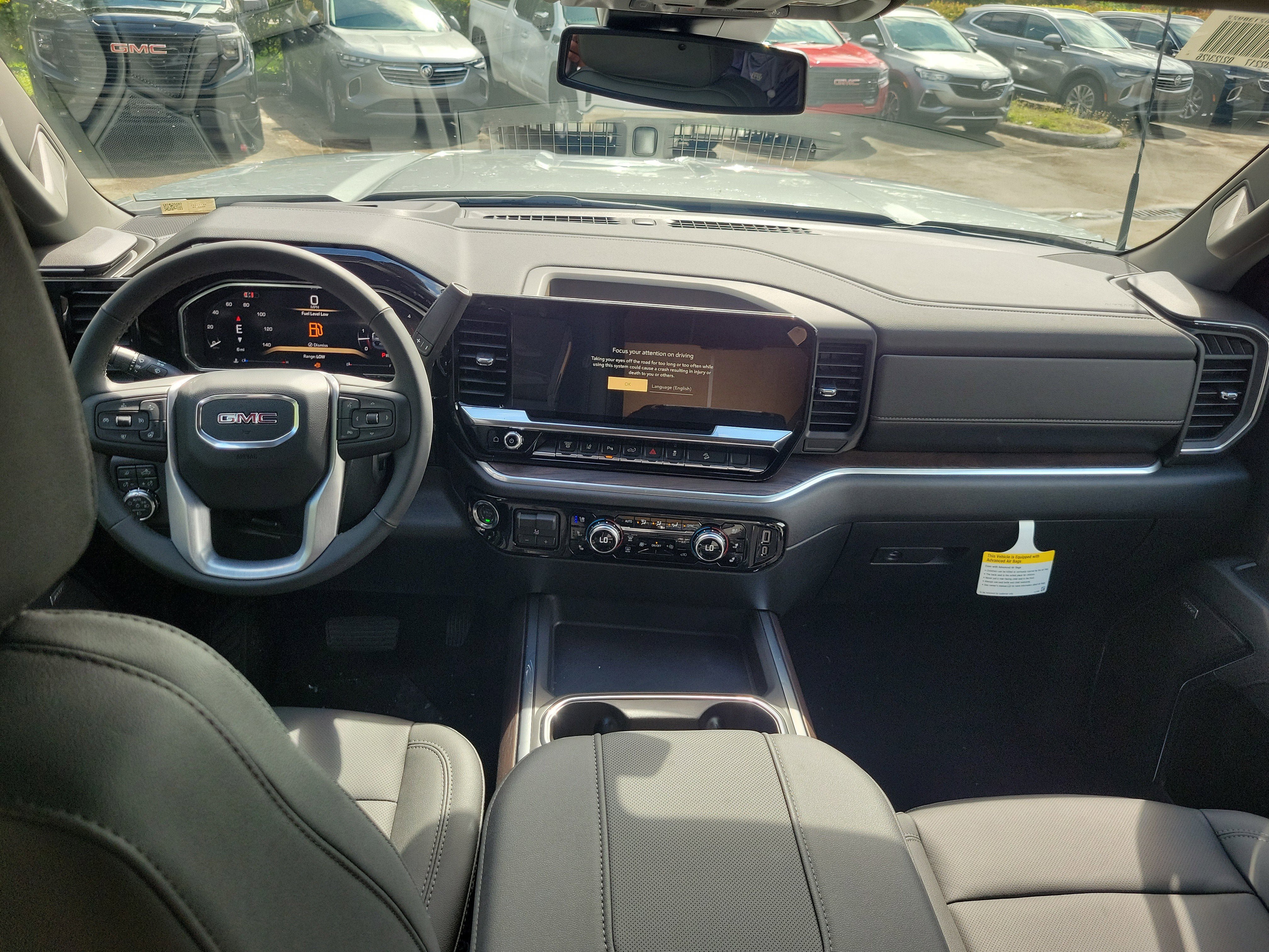 New 2026 GMC Sierra 2500 SLT w/ SLT Premium Package AWD/4WD image 6