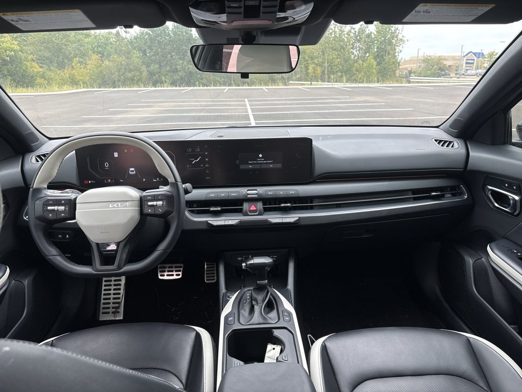 Certified 2025 Kia K4 GT-Line Turbo FWD image 17