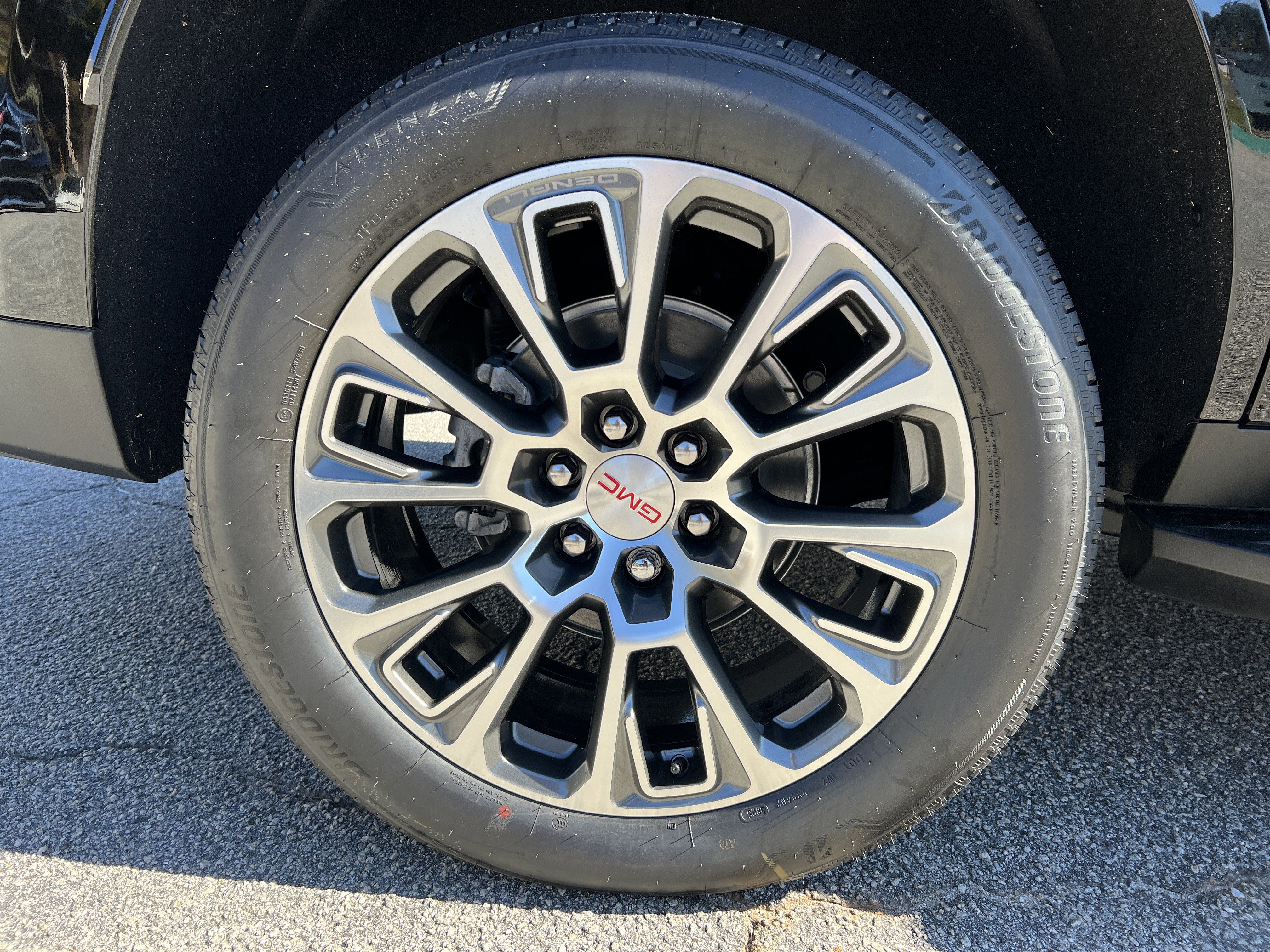 New 2026 GMC Yukon Denali image 23