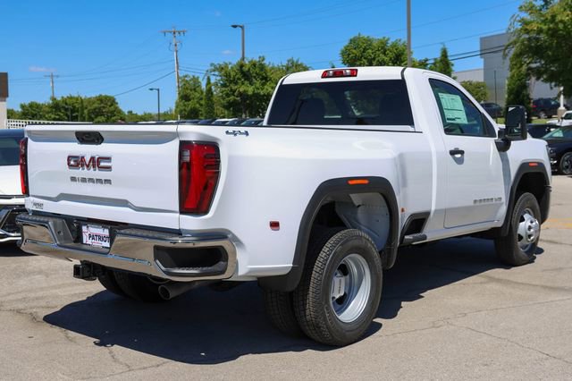 New 2026 GMC Sierra 3500 Pro AWD/4WD image 3