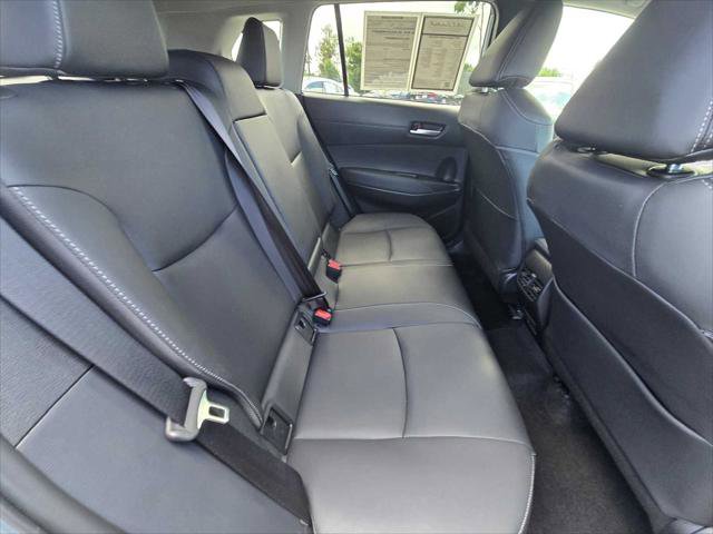 Used 2025 Toyota Corolla Cross XLE w/ Convenience Package FWD image 14