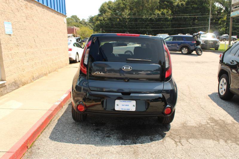 Used 2016 Kia Soul + FWD image 5