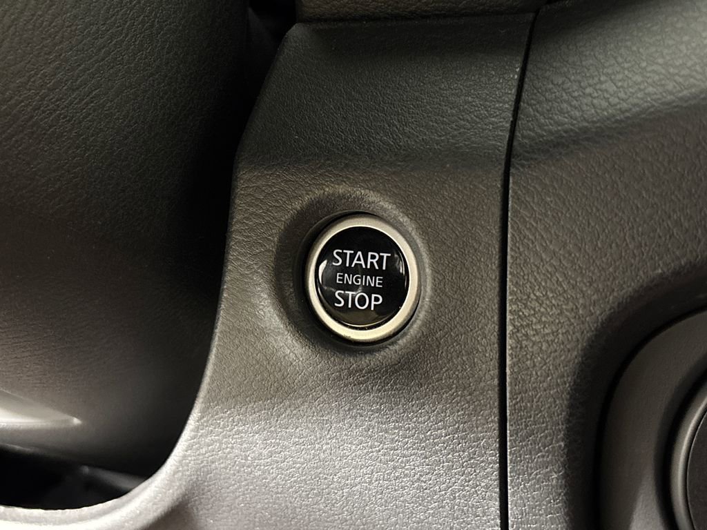 Used 2023 Nissan Frontier PRO-4X w/ Technology Package image 21