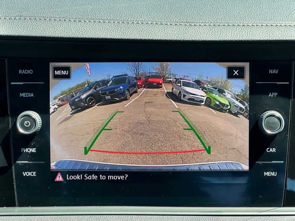 Used 2019 Volkswagen Jetta SEL Premium image 18