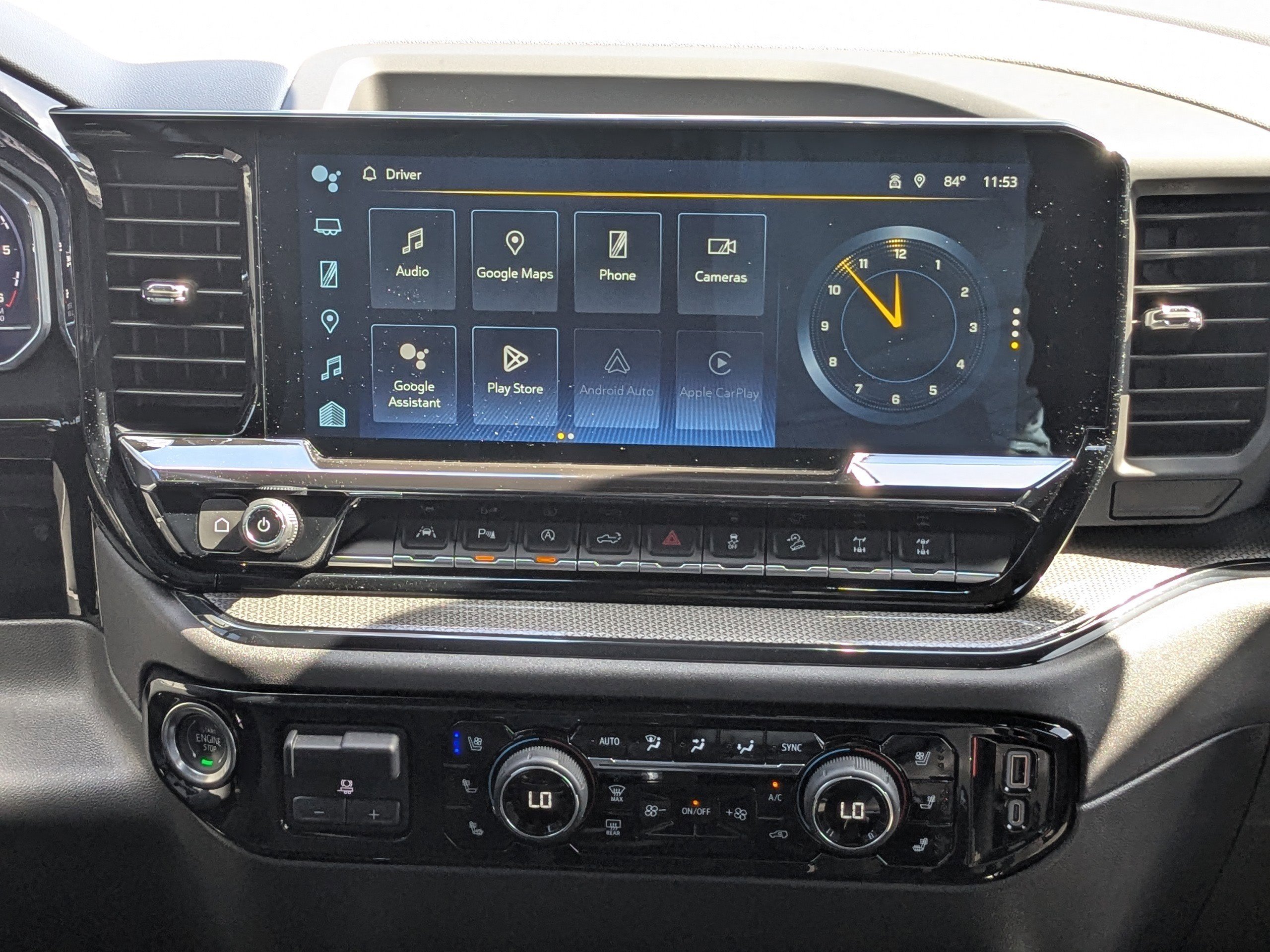 Used 2025 Chevrolet Silverado 1500 ZR2 w/ Technology Package image 18