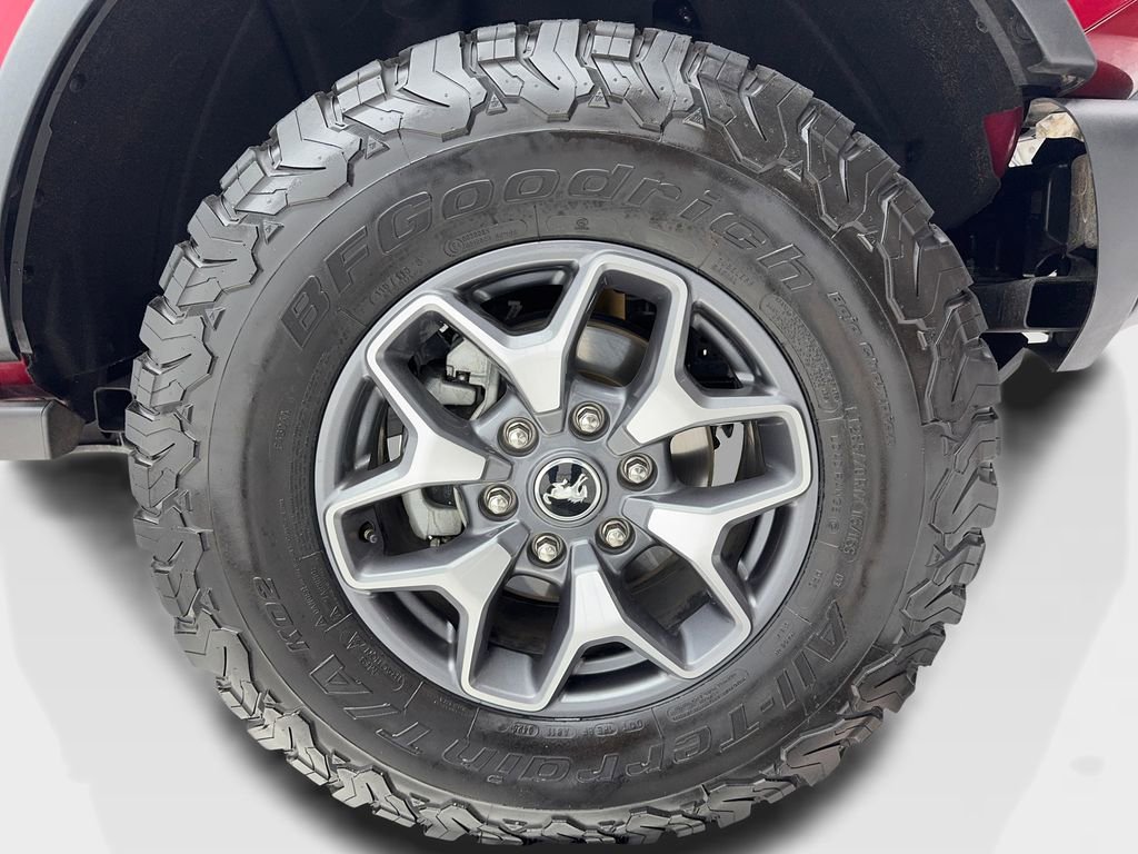 Used 2025 Ford Bronco Badlands image 52