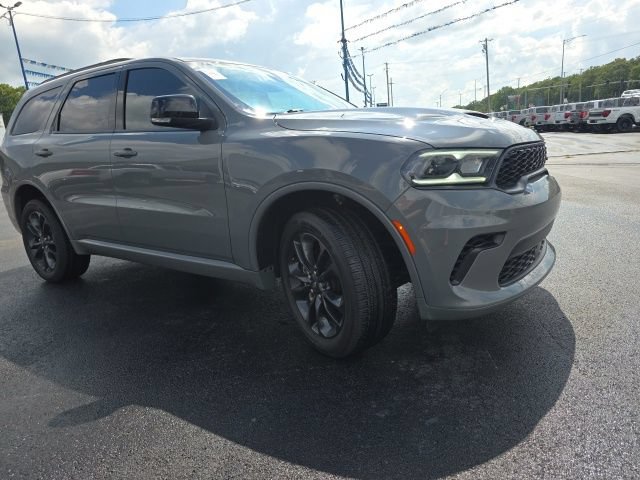 Used 2024 Dodge Durango GT AWD/4WD image 3