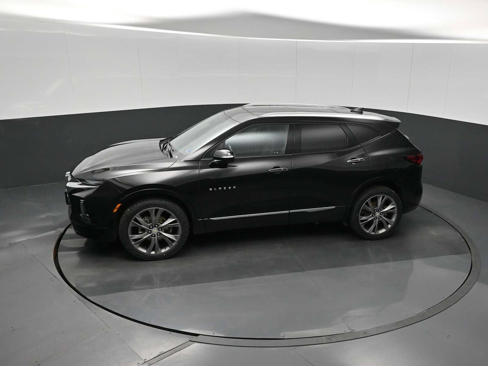 Used 2021 Chevrolet Blazer Premier w/ Driver Confidence II Package AWD/4WD image 22