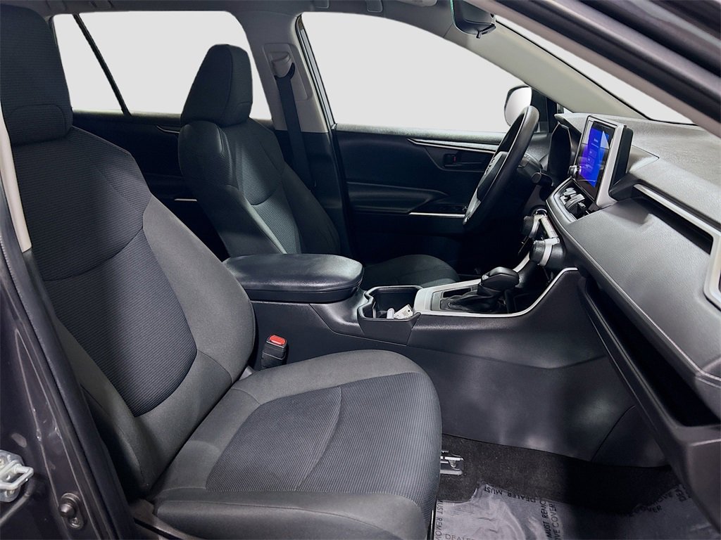 Used 2024 Toyota RAV4 LE image 24