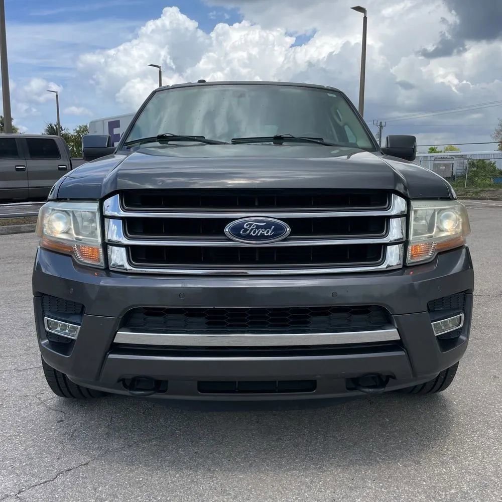 Used 2015 Ford Expedition Limited w/ Equipment Group 301A AWD/4WD image 14