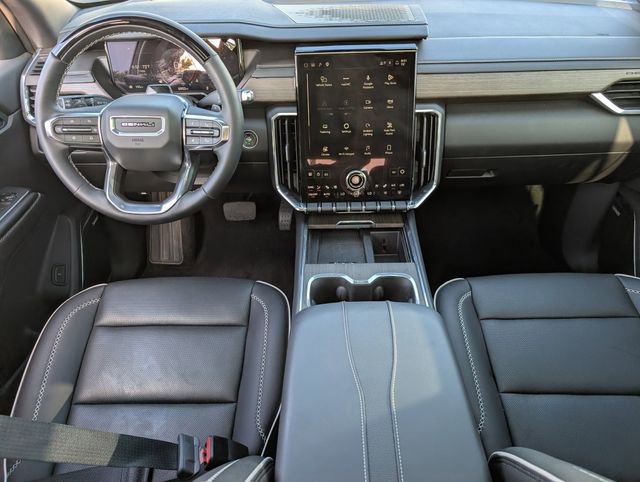 Used 2025 GMC Acadia Denali w/ Super Cruise Package image 9