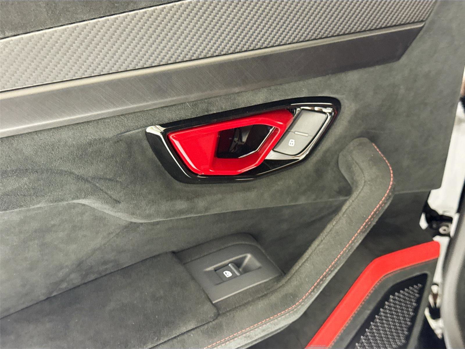 Used 2023 Lamborghini Urus Performante image 28