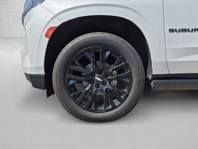 Used 2021 Chevrolet Suburban High Country w/ Premium Package AWD/4WD image 27
