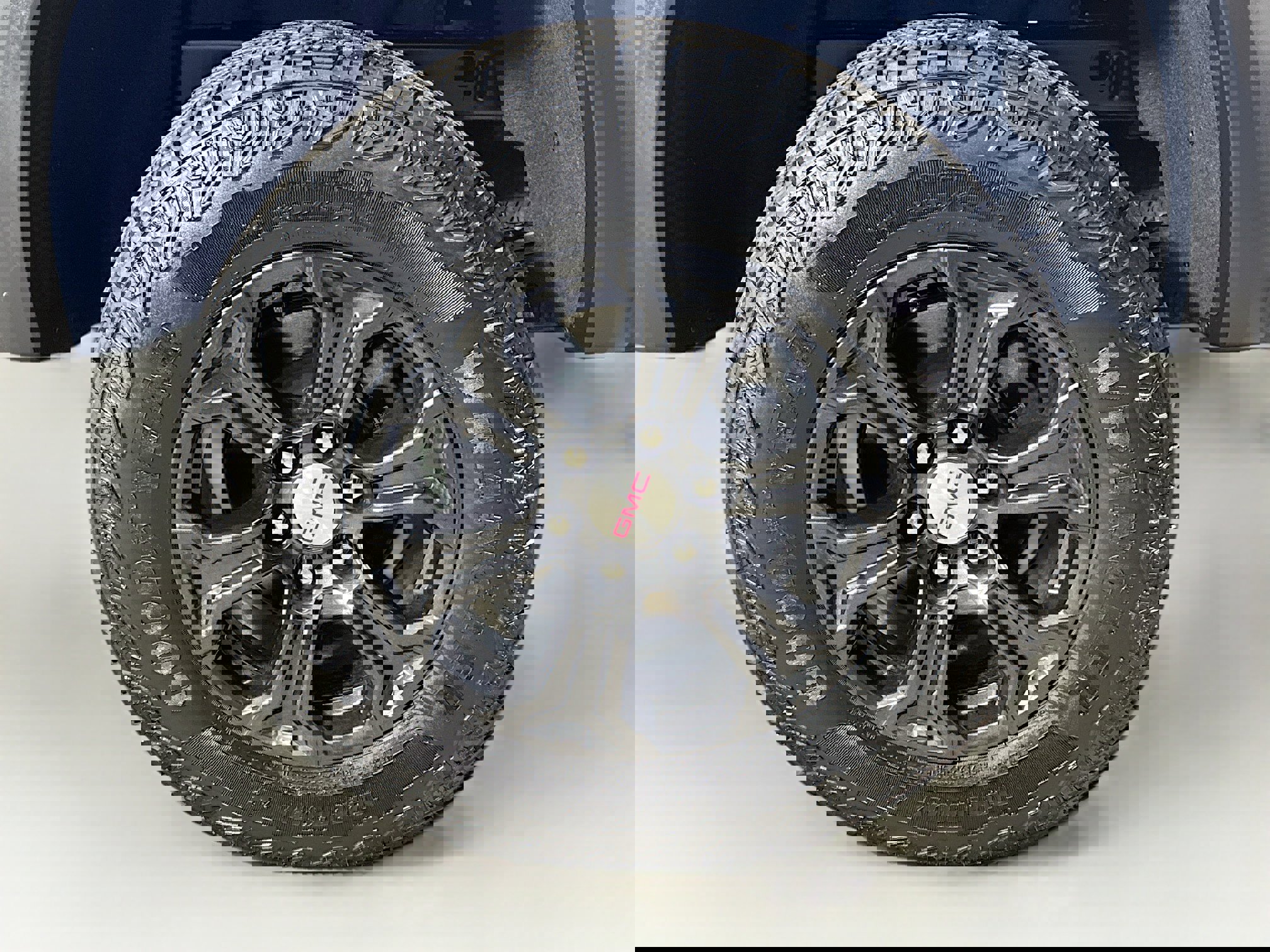 Used 2024 GMC Canyon Elevation w/ Convenience Package image 29