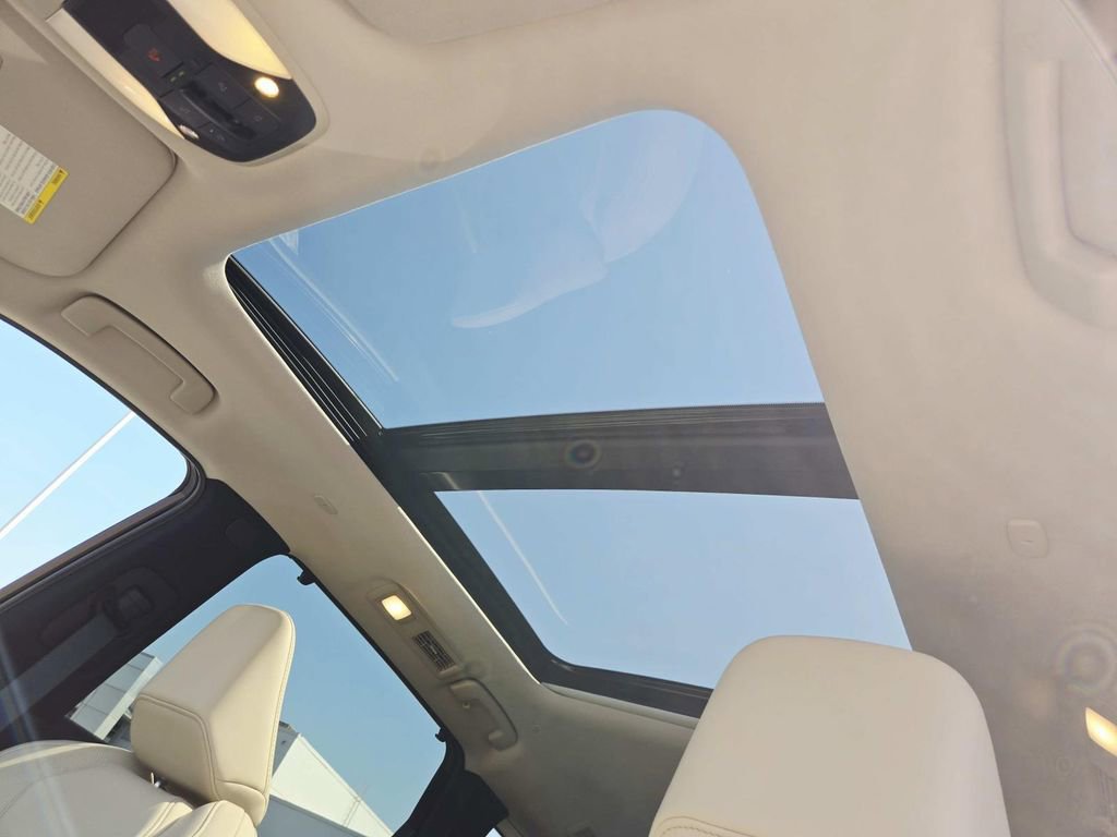 Used 2025 INFINITI QX60 Luxe w/ Vision Package AWD/4WD image 9