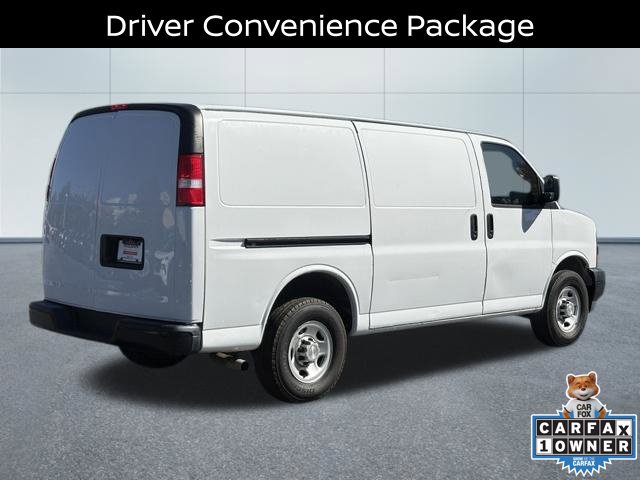 Used 2021 Chevrolet Express 2500 w/ Driver Convenience Package RWD image 3