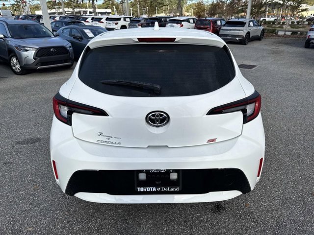 Certified 2025 Toyota Corolla SE image 3