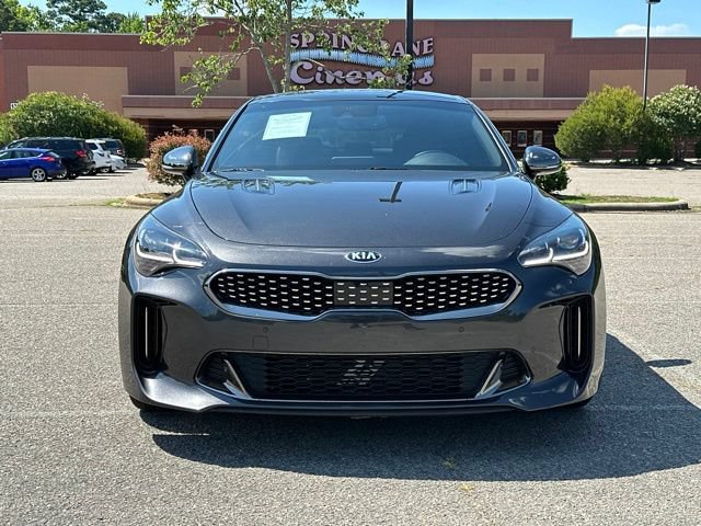 Used 2021 Kia Stinger GT1 RWD image 8
