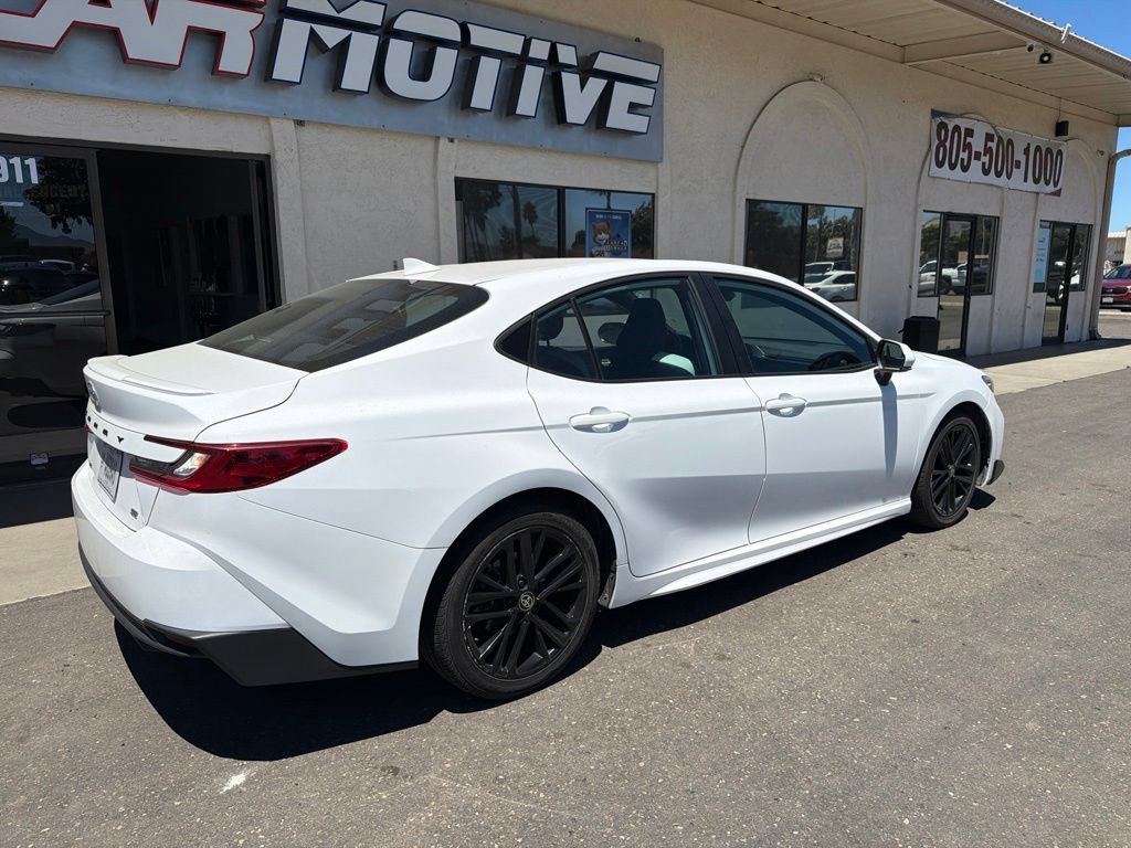 Used 2025 Toyota Camry SE FWD image 2