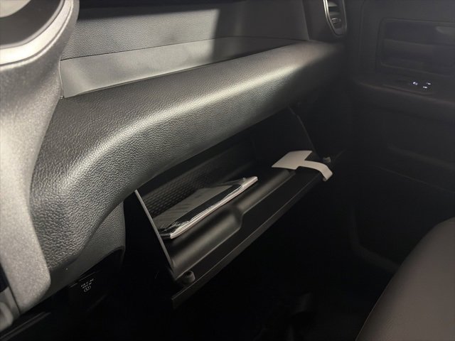 Used 2025 RAM 2500 Tradesman w/ Chrome Appearance Group image 35