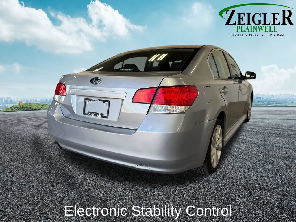 Used 2013 Subaru Legacy 2.5i Premium AWD/4WD image 5