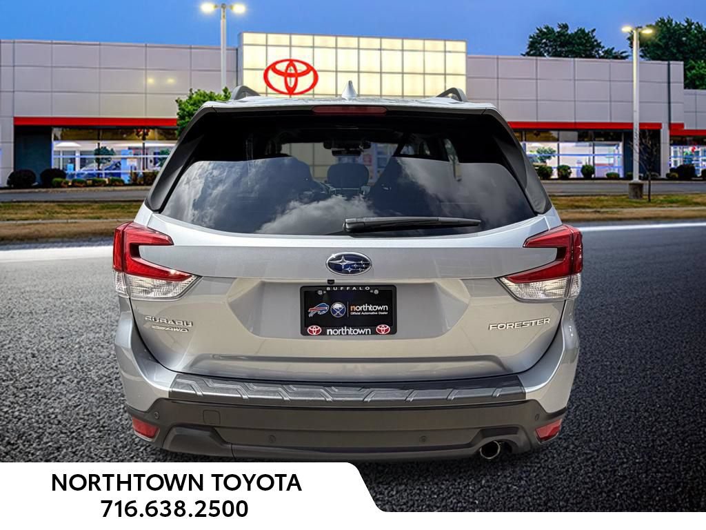 Used 2021 Subaru Forester Limited AWD/4WD image 27