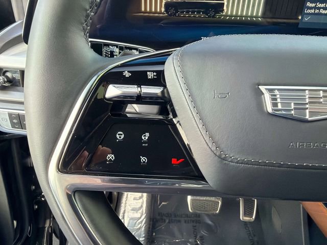Used 2026 Cadillac Vistiq Premium Luxury image 29