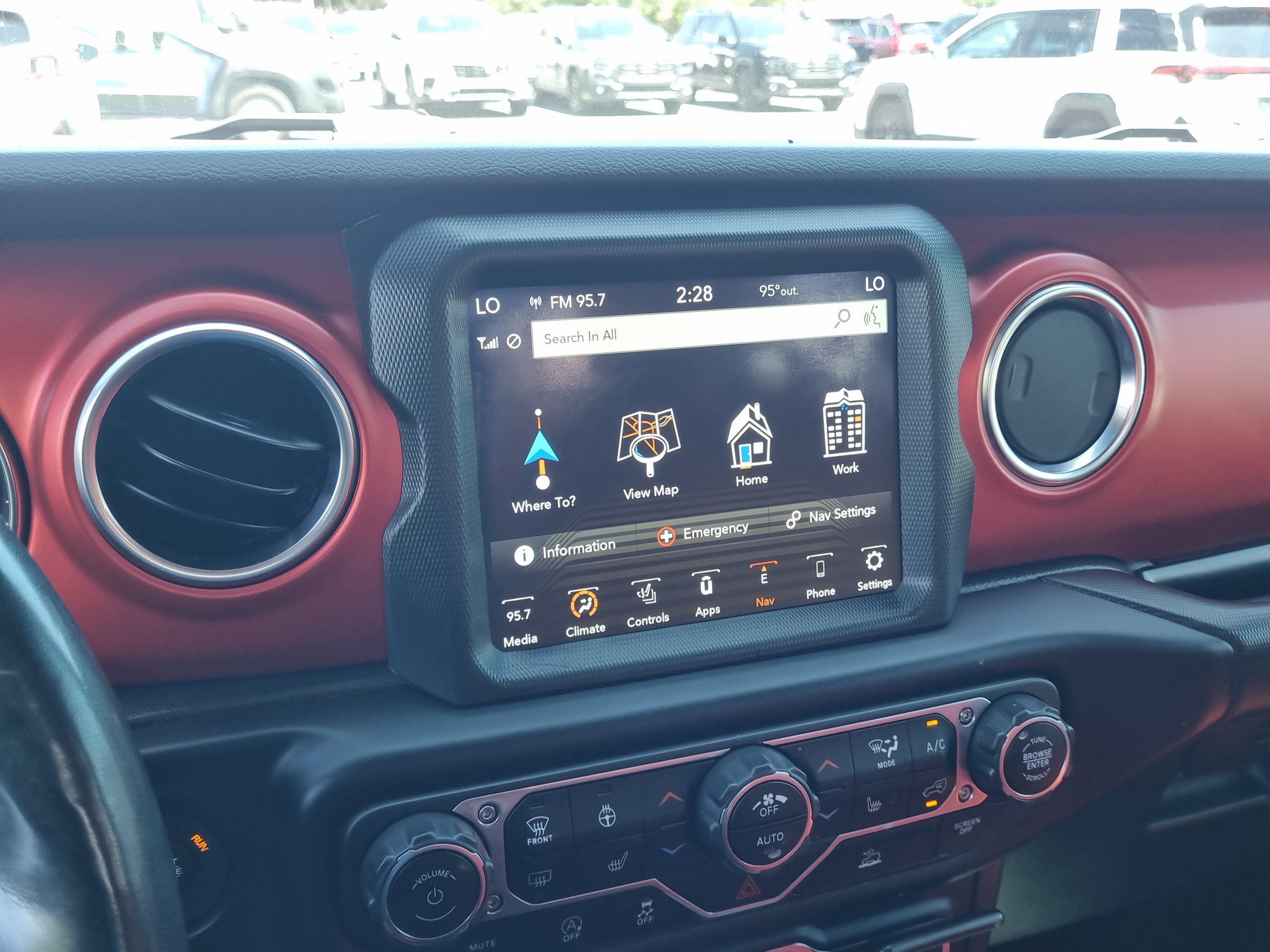 Used 2022 Jeep Gladiator Rubicon w/ Cold Weather Group AWD/4WD image 28