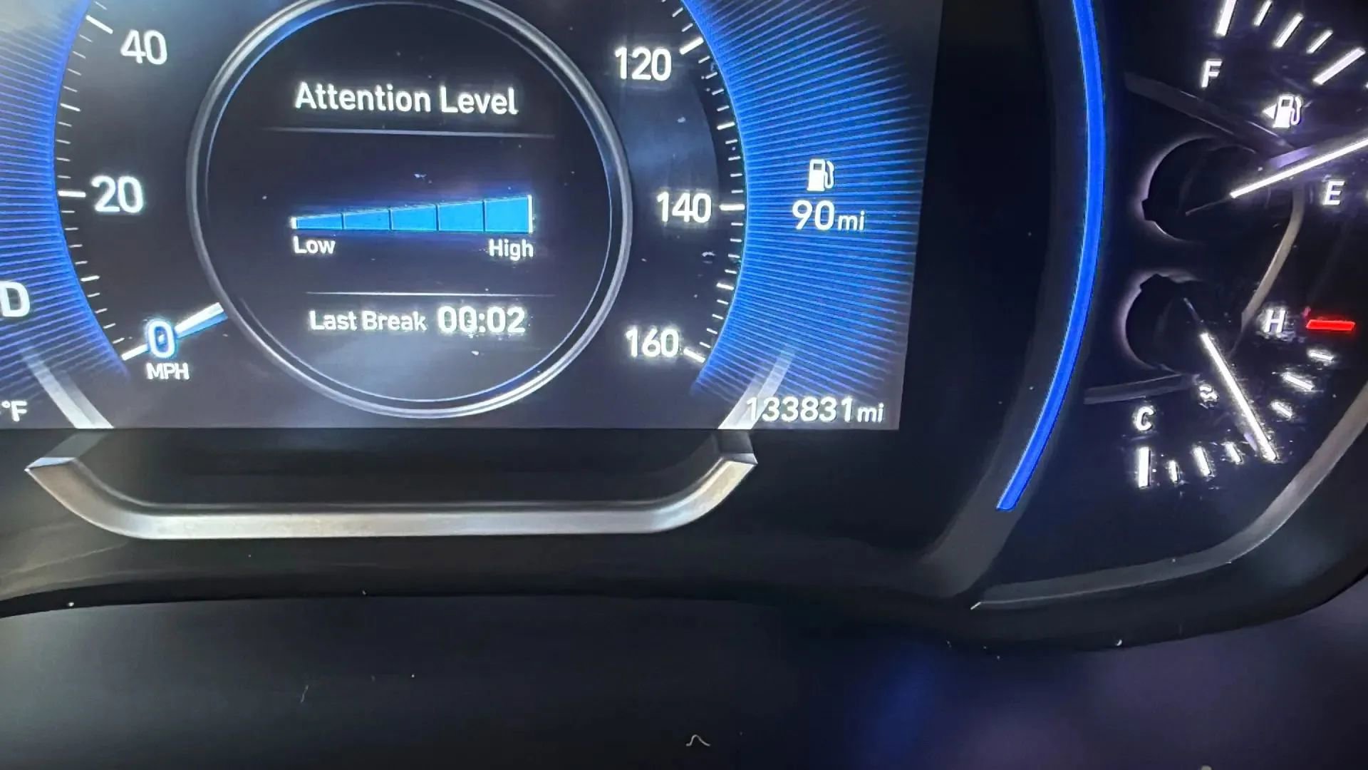 Used 2019 Hyundai Santa Fe SEL image 17