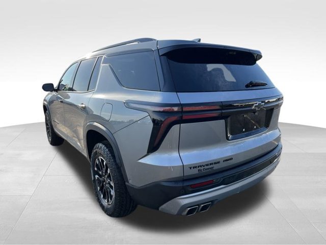 Certified 2024 Chevrolet Traverse Z71 w/ Enhanced Driving Package AWD/4WD image 3