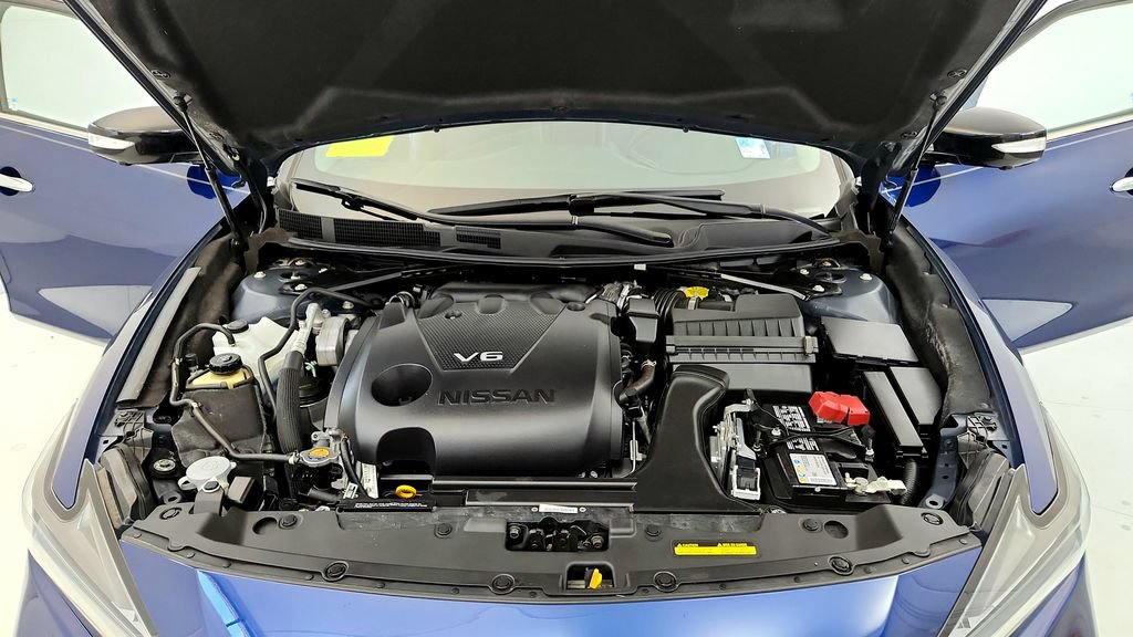 Used 2023 Nissan Maxima Platinum w/ Sport Mat Group FWD image 15