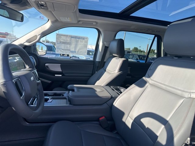 New 2025 Ford Expedition Max Active image 33