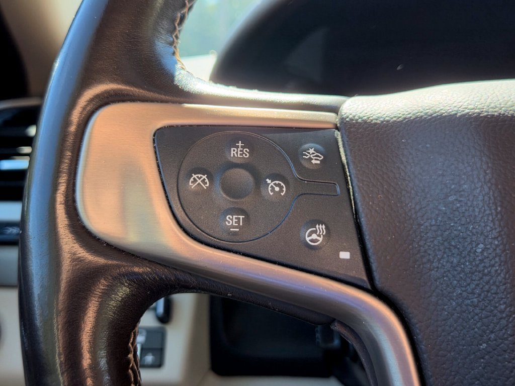 Used 2019 GMC Yukon XL Denali w/ Open Road Package RWD image 27