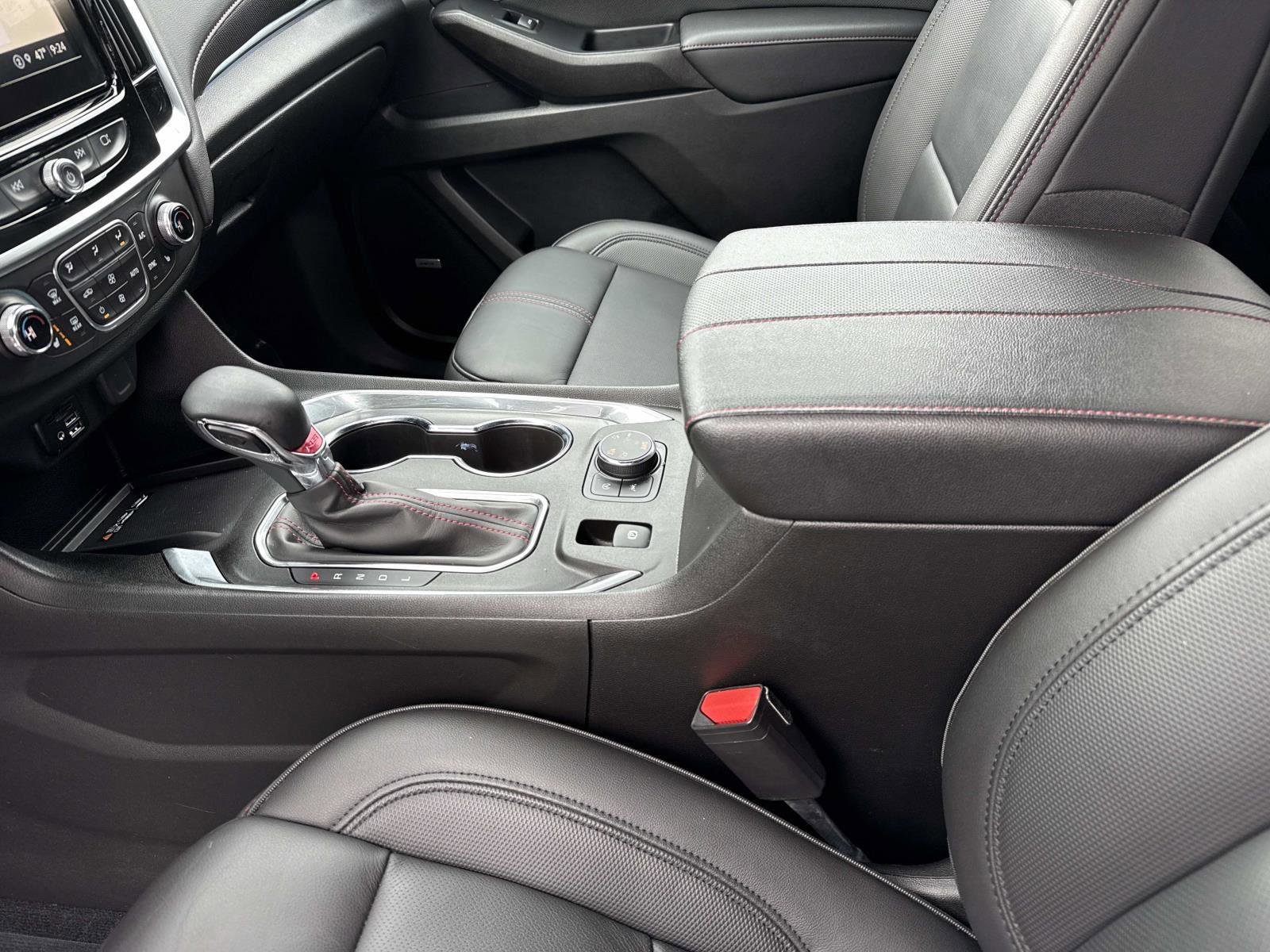 Used 2023 Chevrolet Traverse RS w/ LPO, Floor Liner Package image 15