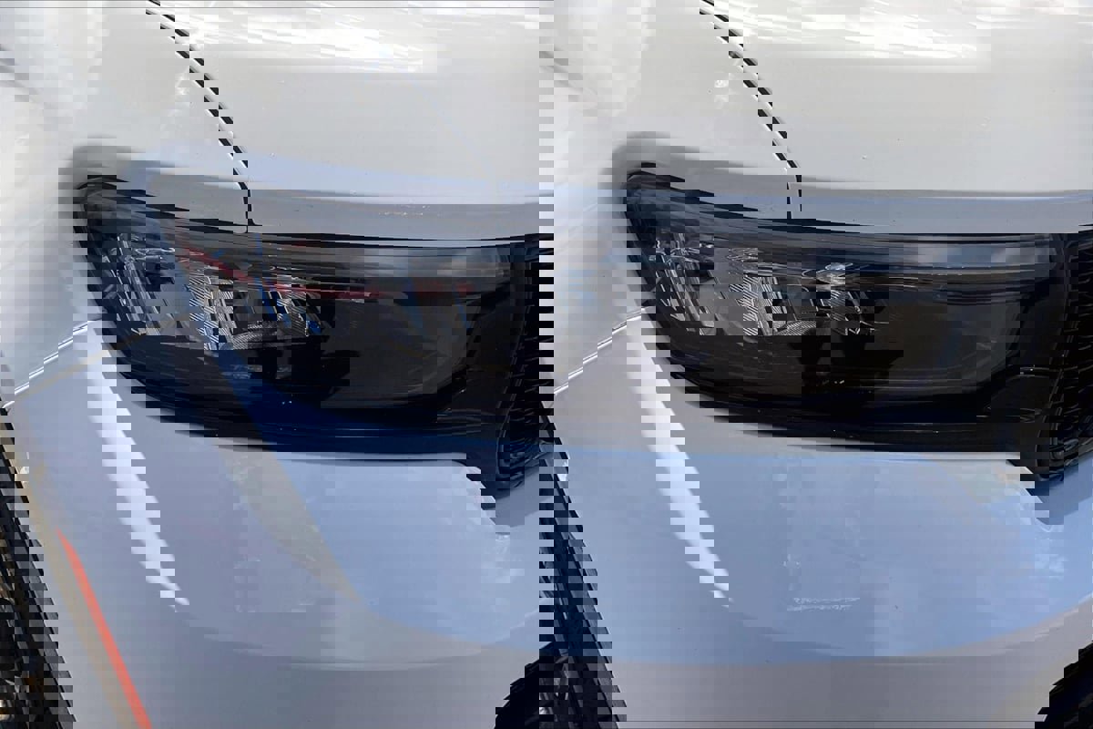 Used 2024 Jeep Grand Cherokee L Laredo image 25