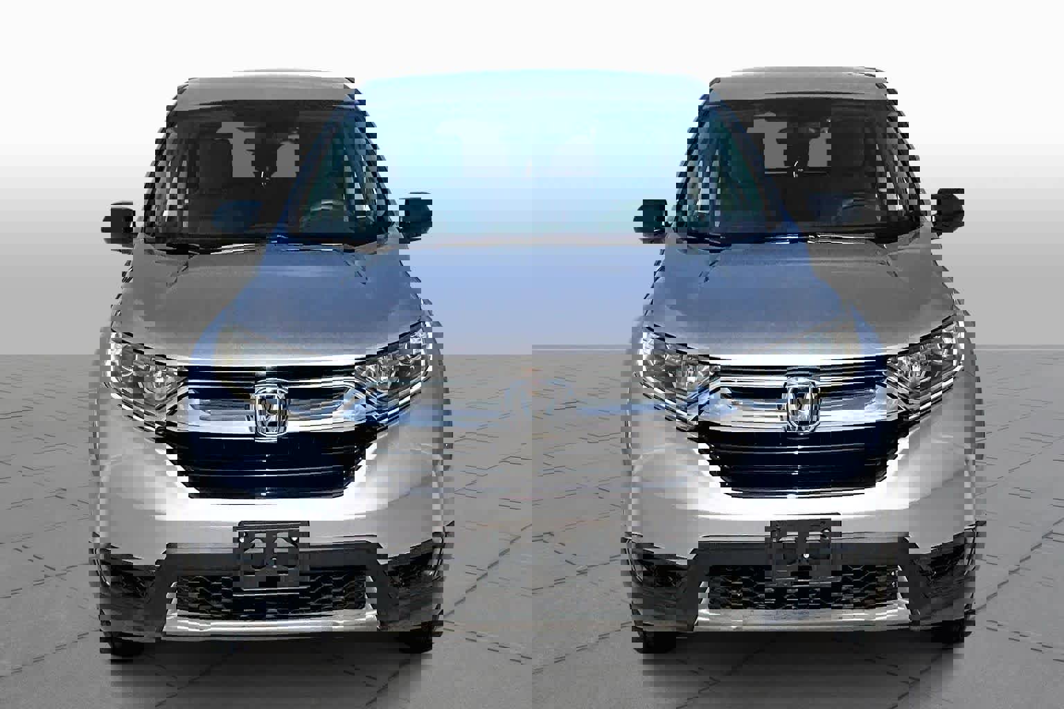 Used 2017 Honda CR-V LX image 4