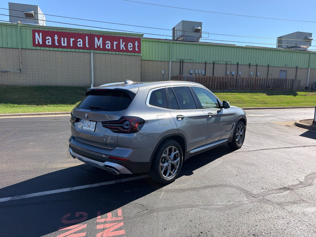 Used 2024 BMW X3 xDrive30i w/ Premium Package w/ZPA AWD/4WD image 3