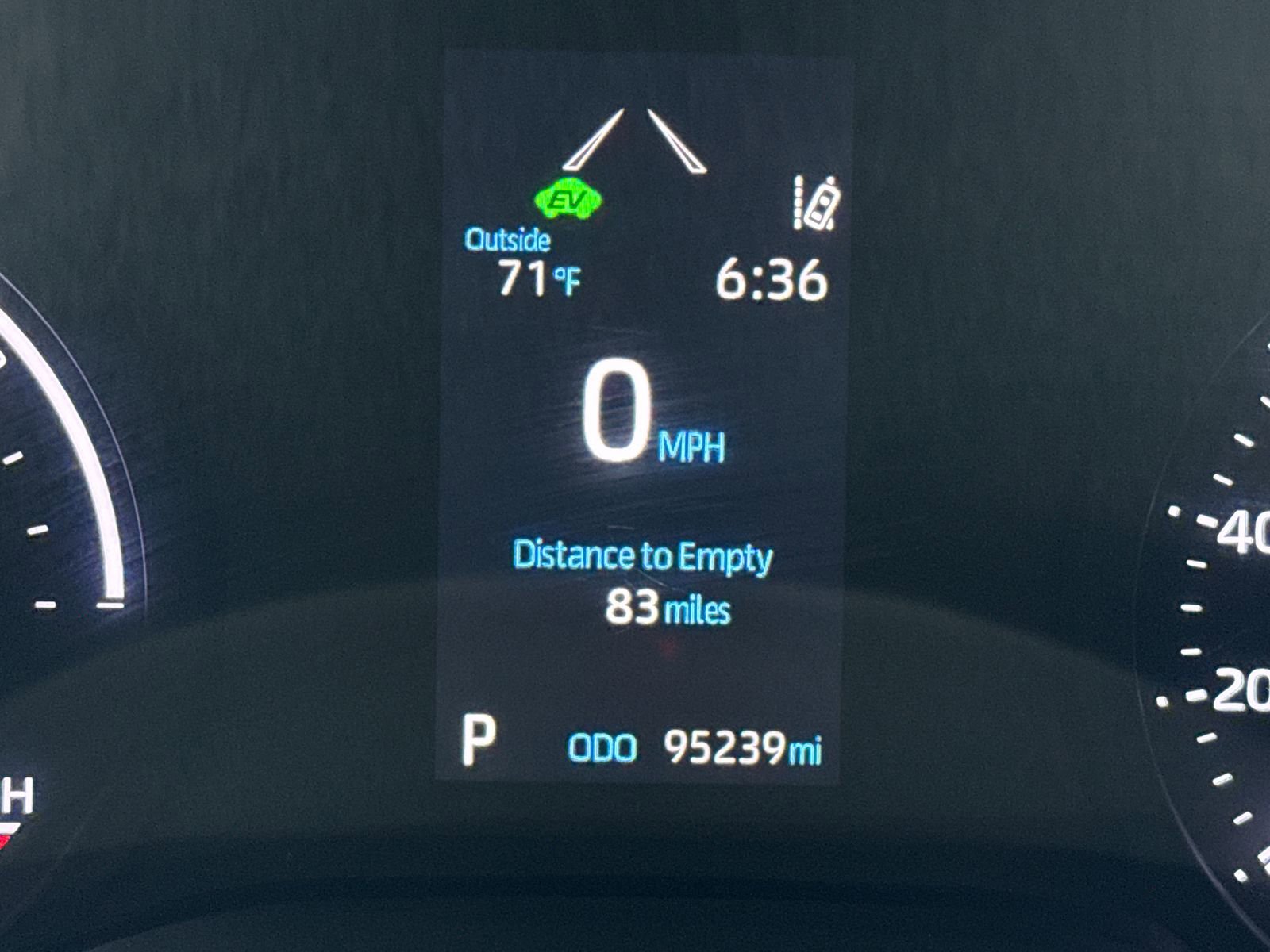 Used 2021 Toyota Sienna LE FWD image 23